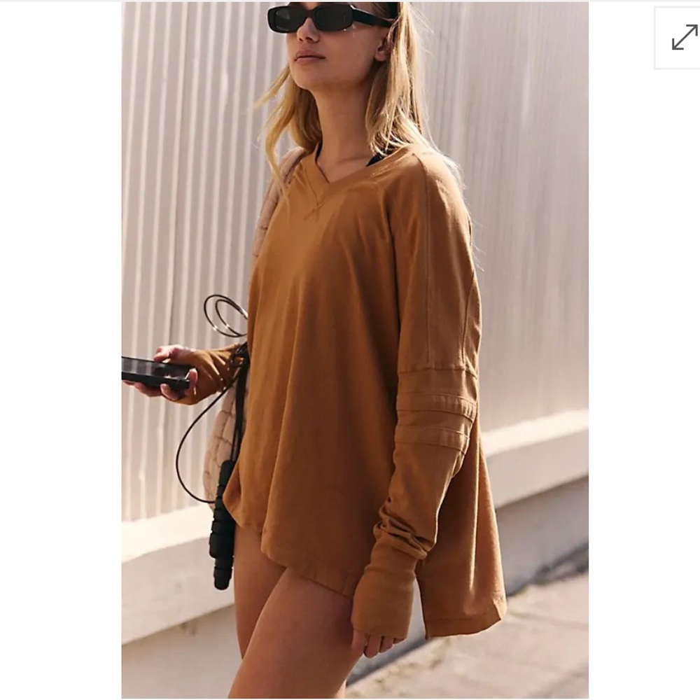 NWOT FP Movement by Free People All Star Layer Top (size M)